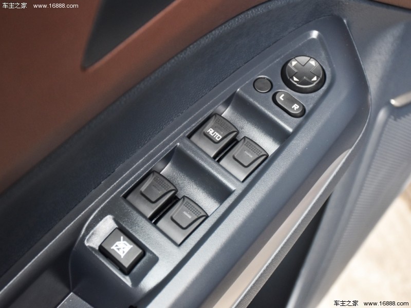 福美来MPV2016款 2.0L 手动舒适型