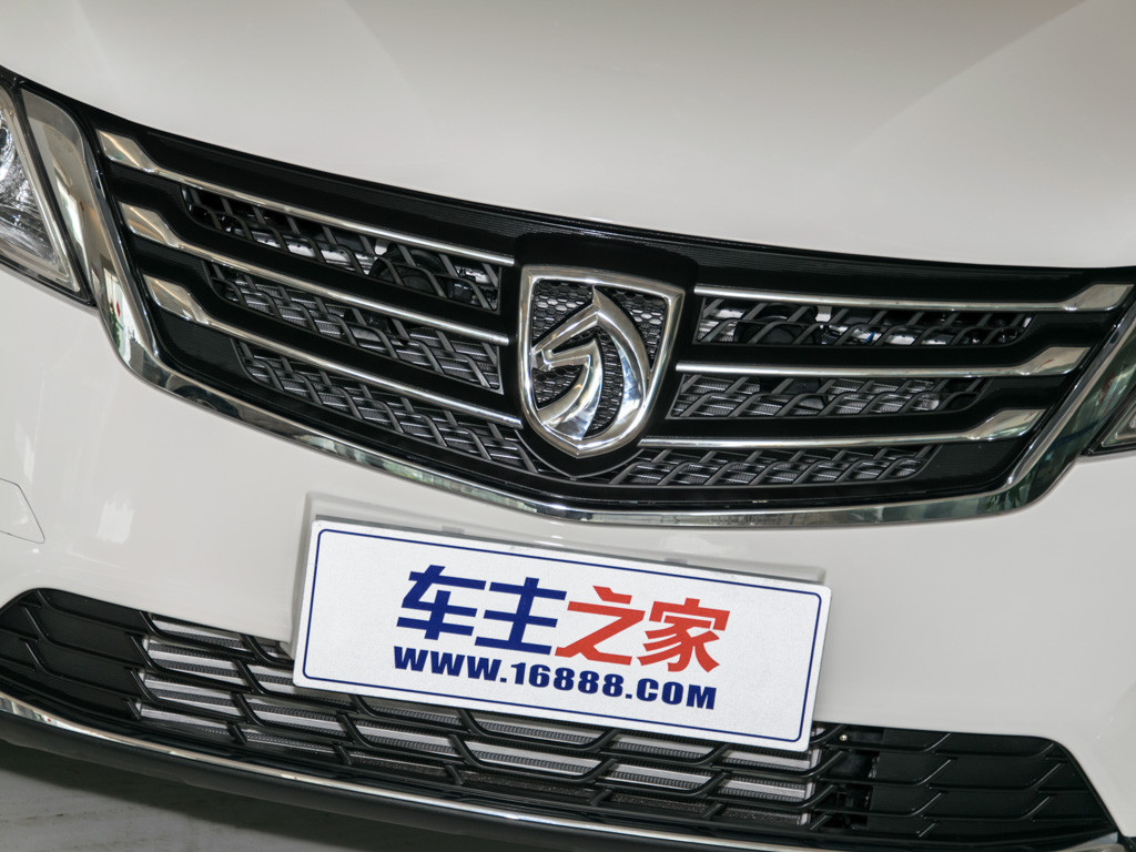 宝骏560 2016款 1.5T 手动豪华型