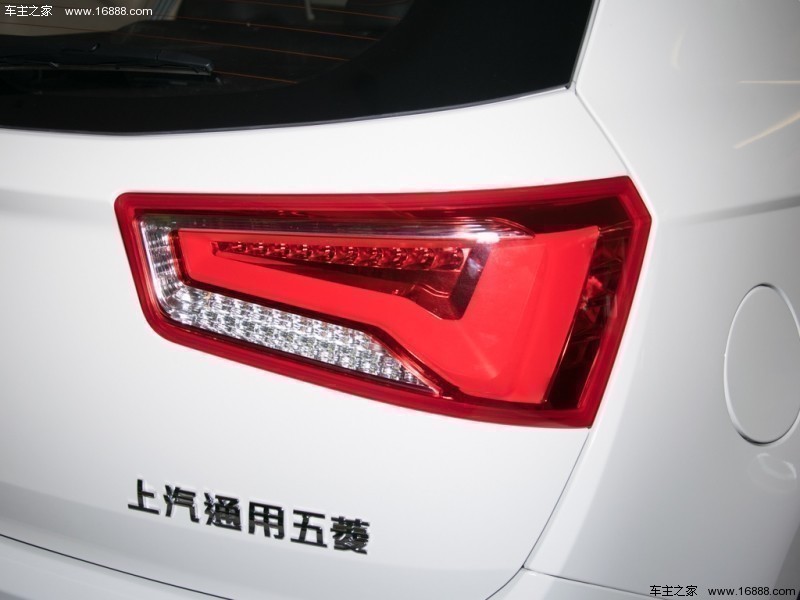 宝骏560 2016款 1.5T 手动豪华型