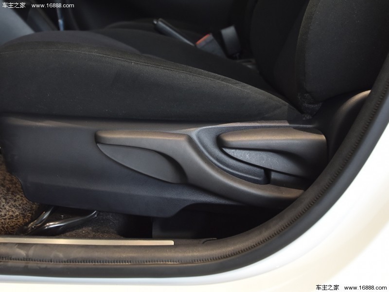 YARiS L 致炫 2016款 改款 1.5E CVT魅动版