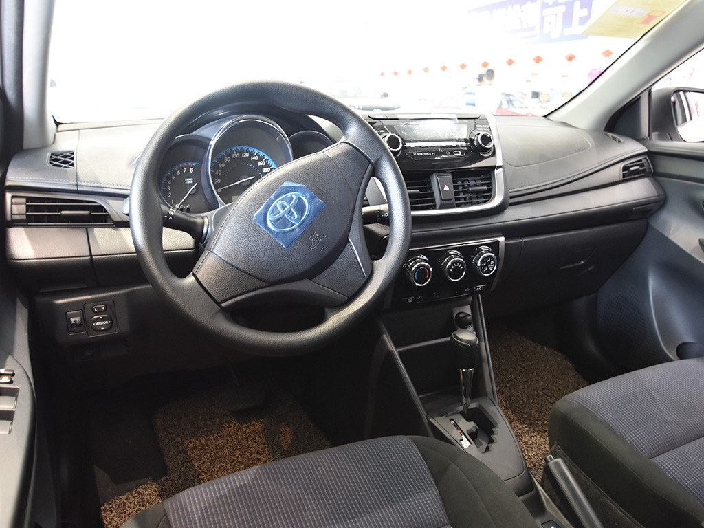 YARiS L 致炫 2016款 改款 1.5E CVT魅动版