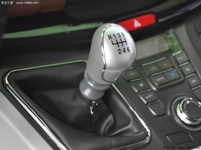 瑞风M5 2016款 2.0T 汽油手动商务版