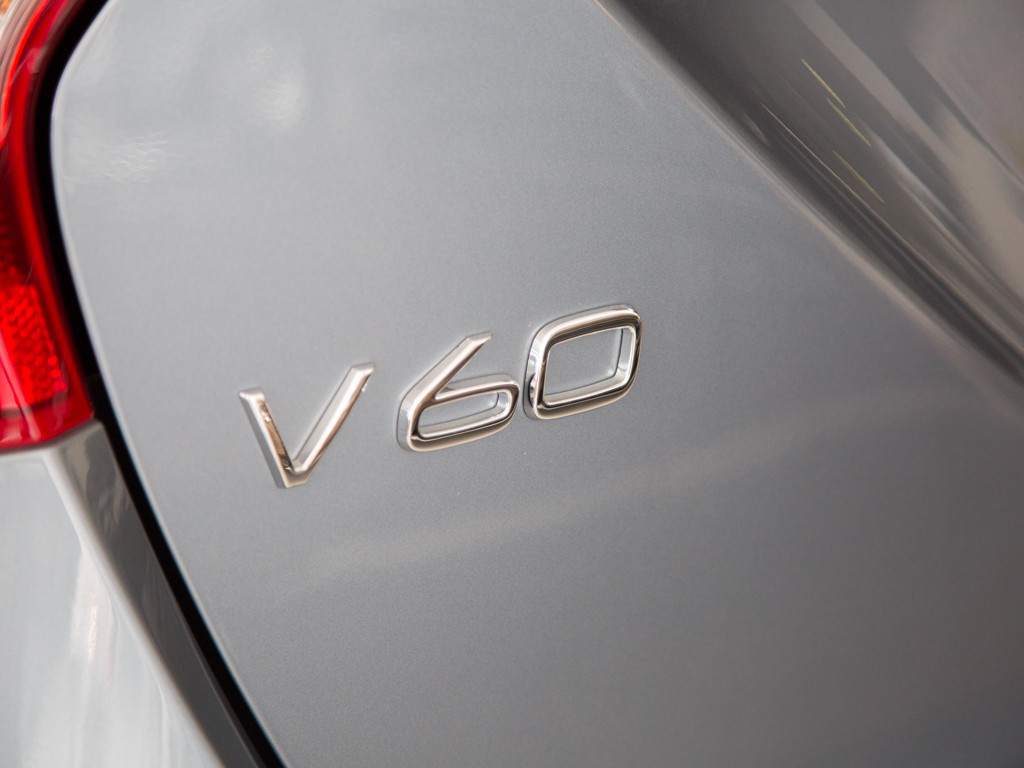 沃尔沃V60 2017款 2.0T T5 智雅版