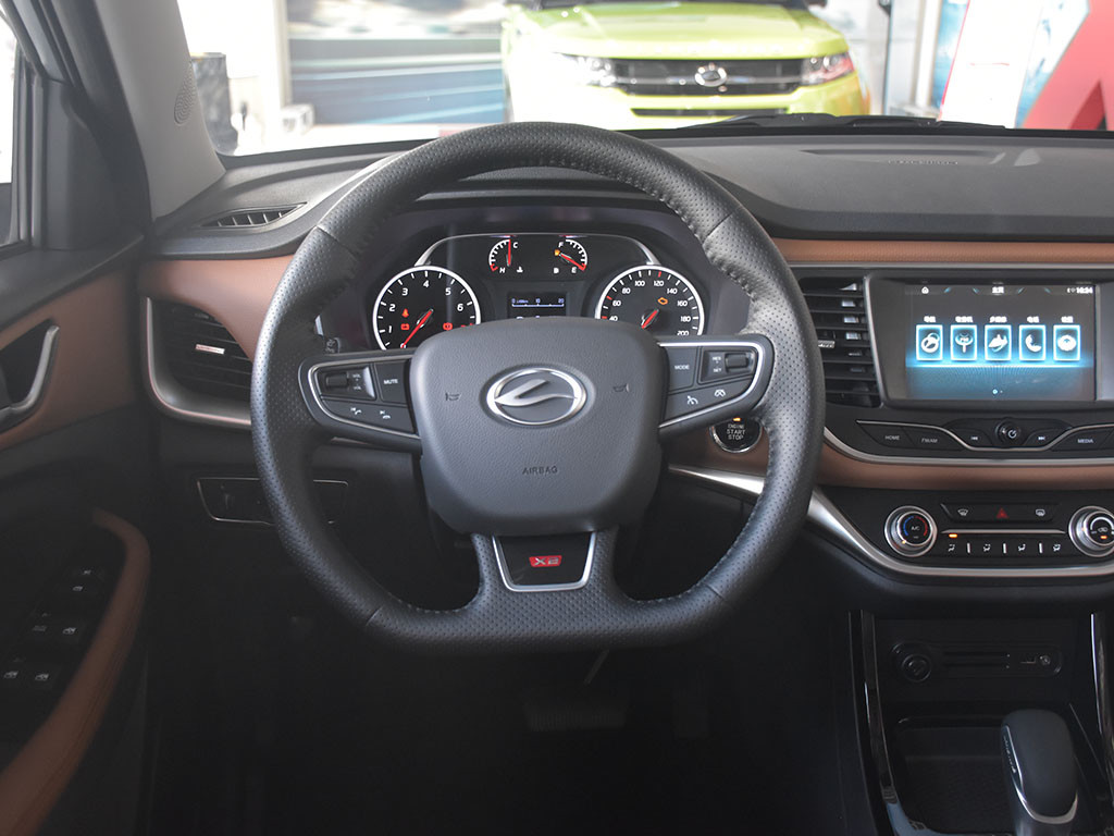 88万)|陆风x2 2017款 1.6l 自动铂锐版内饰图片 – 车主之家