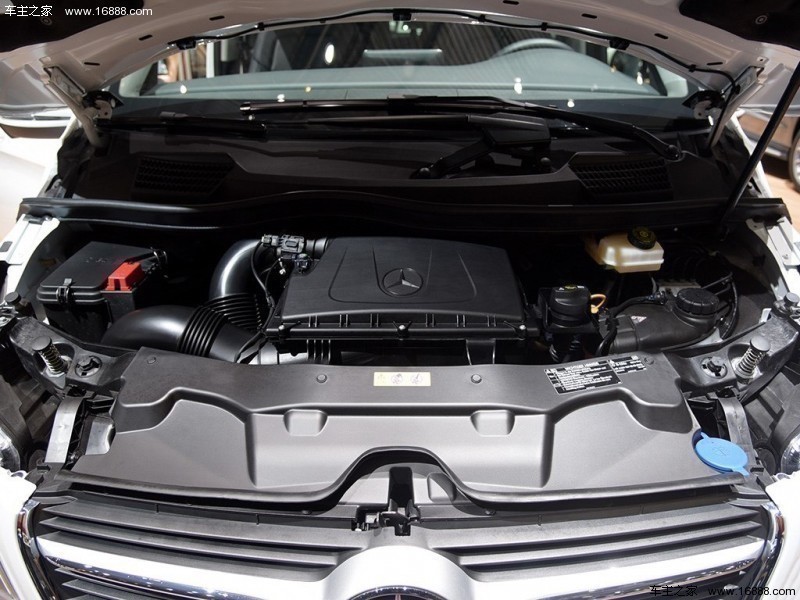 奔驰V级中东版中东版 2018款  V250 2.0T 汽油 Exclusive 5.37米