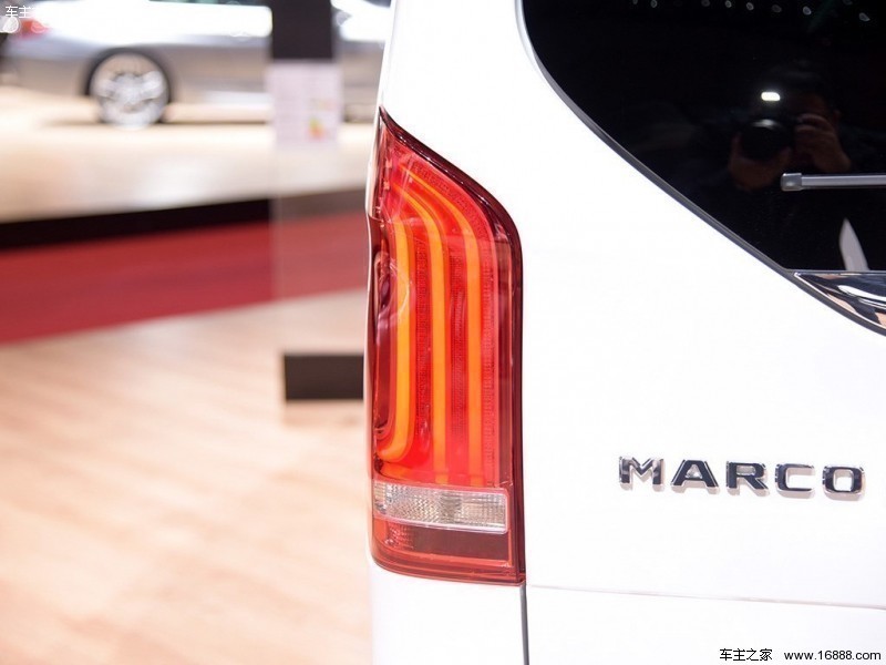 奔驰V级欧版欧规版 2016款 V250 CDI 自动 马可波罗房车
