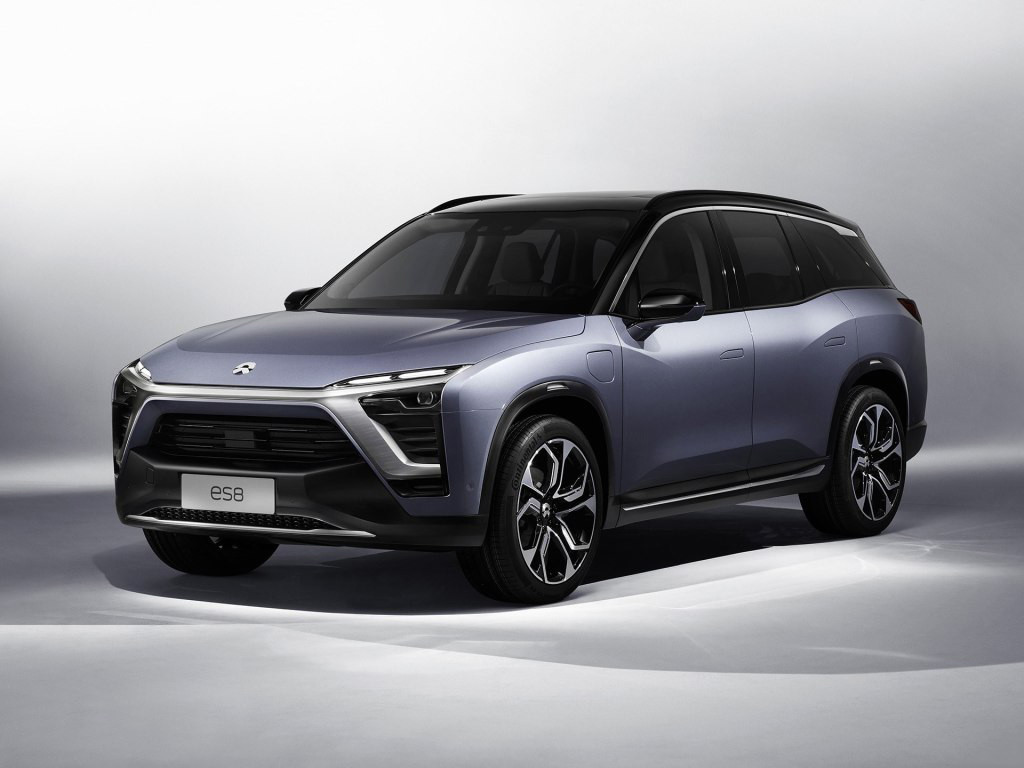 蔚来es82018款 创始版