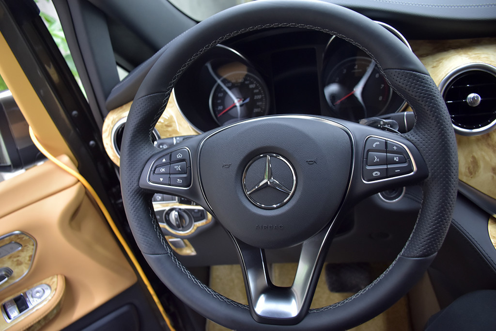奔驰V级欧版2016款 V250 CDI 自动 马可波罗房车
