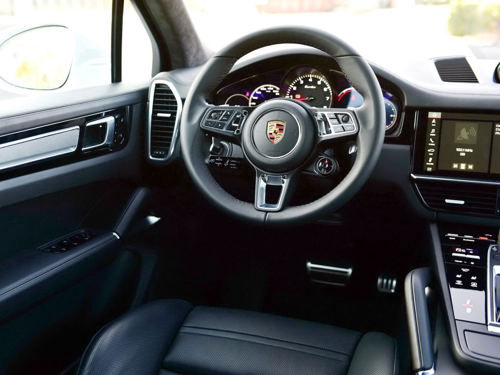 汽车图库 保时捷 平行进口保时捷 卡宴加版(32/38) 内饰 2017款 3.