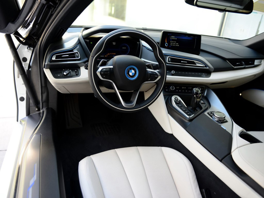 2018款 基本|宝马i8欧规版内饰图片 – 车主之家
