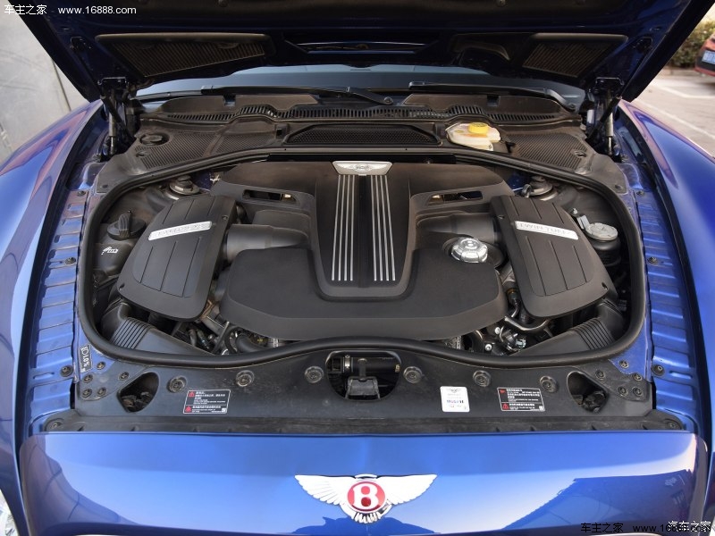 飞驰2017款 4.0T V8 标准版