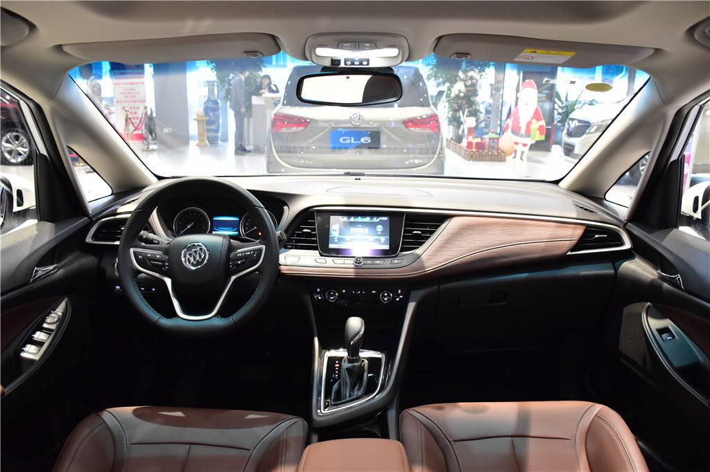 别克GL62019款 18T 6座互联尊贵型 国V