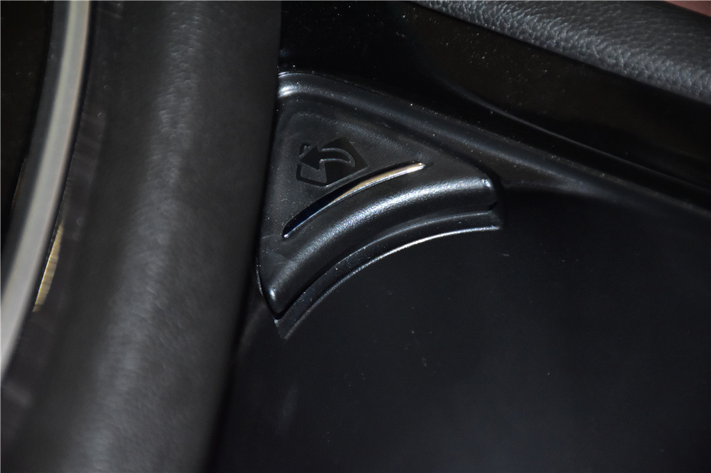别克GL62019款 18T 6座互联尊贵型 国V