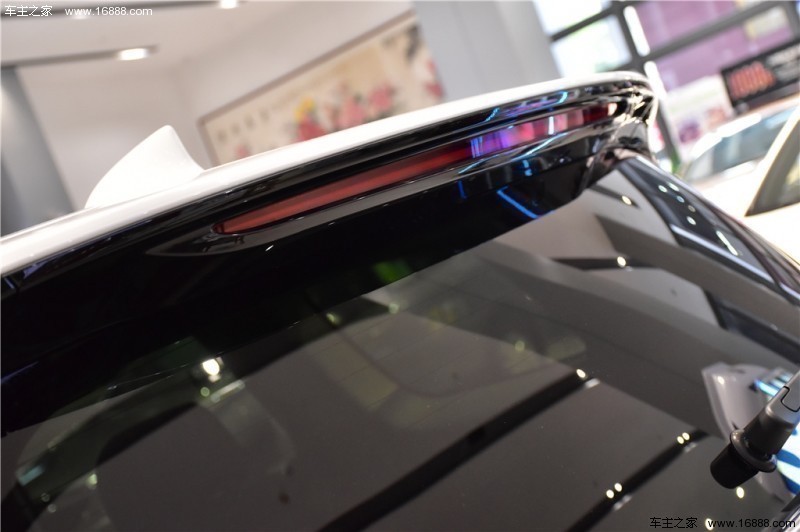 别克GL62019款 18T 6座互联尊贵型 国V
