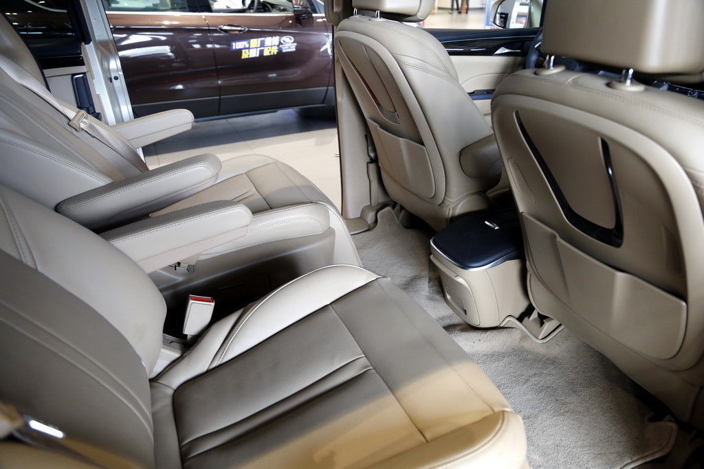 2018款|别克gl8 2018款 28t 豪华型 国vi内饰图片 – 车主之家