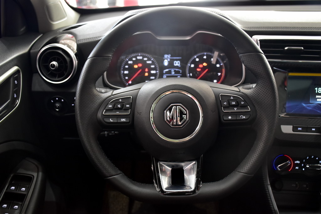 名爵ZS2018款 1.5L 自动豪华版
