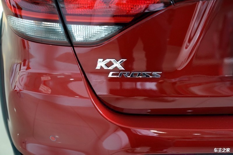 KX CROSS2018款