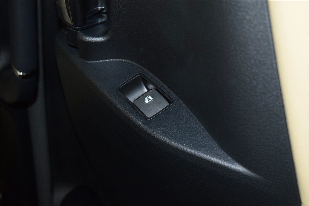 威尔法2019款 2.5L HV豪华版