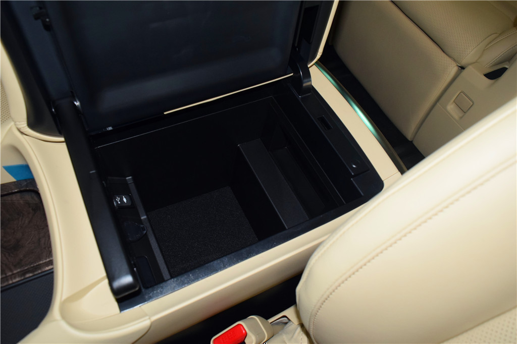 威尔法2019款 2.5L HV豪华版