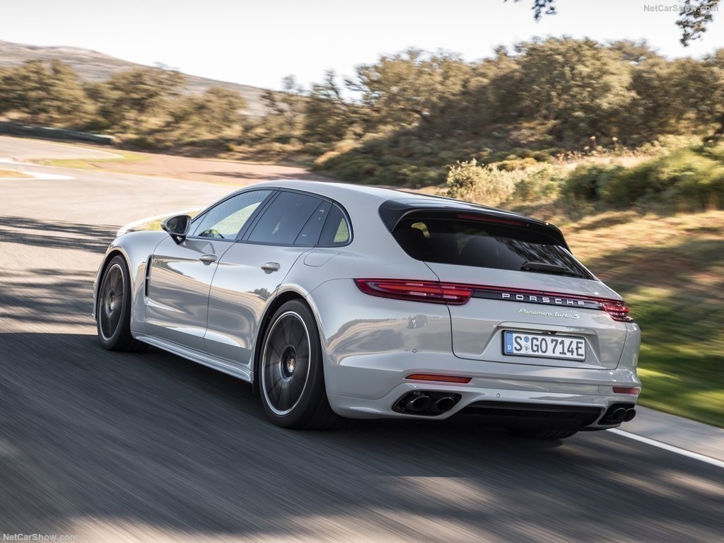 Panamera新能源2018款 Panamera Turbo S E-Hybrid Sport Turismo 4.0T