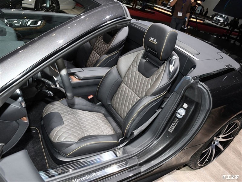 奔驰SL级2019款 SL 500 Grand Edition