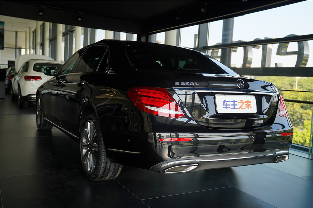 奔驰E级 2020款 E 350 L 运动型 4MATIC