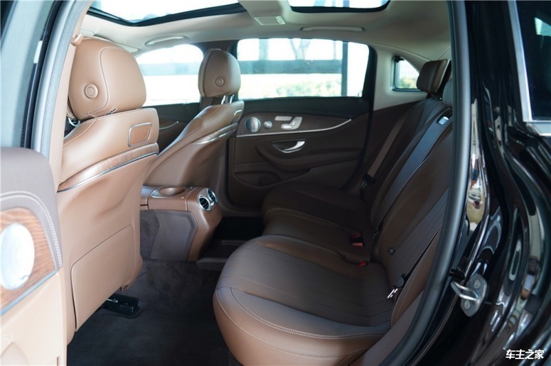 奔驰E级 2020款 E 350 L 运动型 4MATIC
