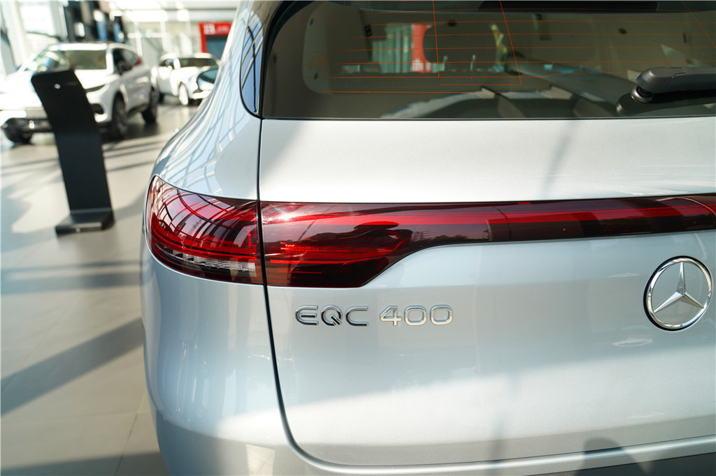 奔驰EQC 2020款 EQC 400 4MATIC 创世代 1886限量版