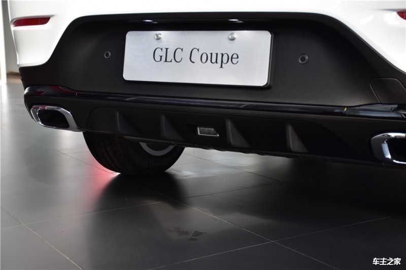 奔驰GLC轿跑 2020款 GLC 260 4MATIC 轿跑SUV