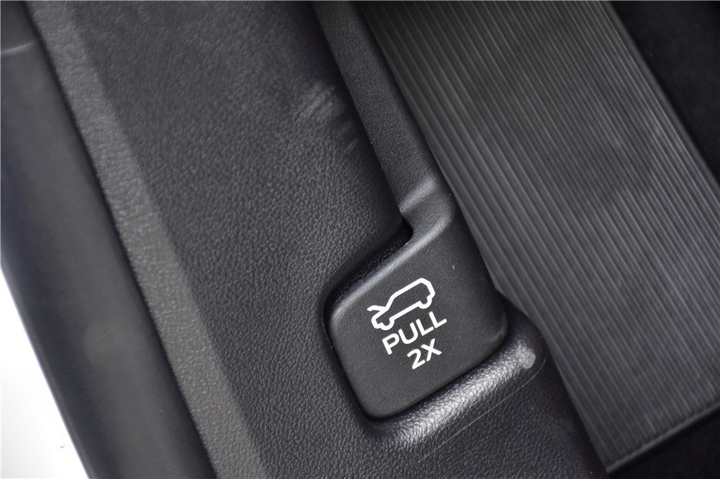飞行家(进口) 2020款 3.0T V6全驱尊雅版