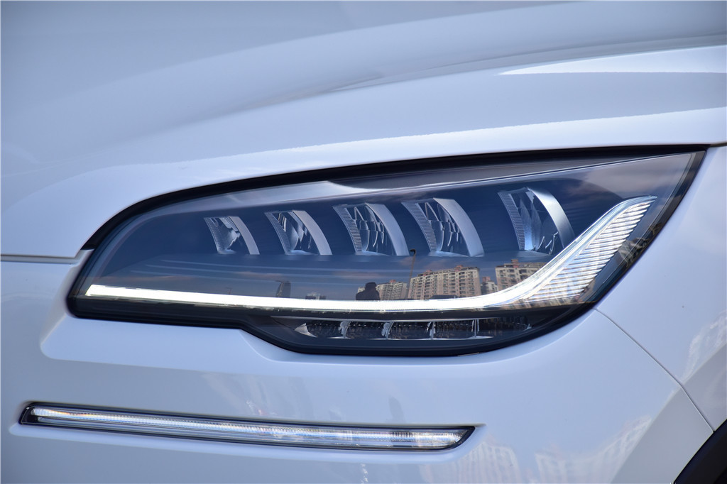 飞行家(进口) 2020款 3.0T V6全驱尊雅版