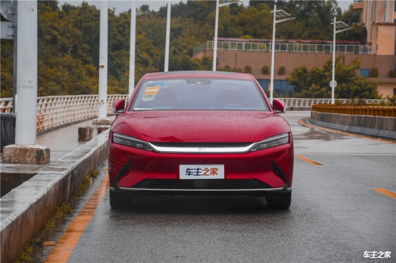 汉 2020款 EV 四驱高性能版旗舰型
