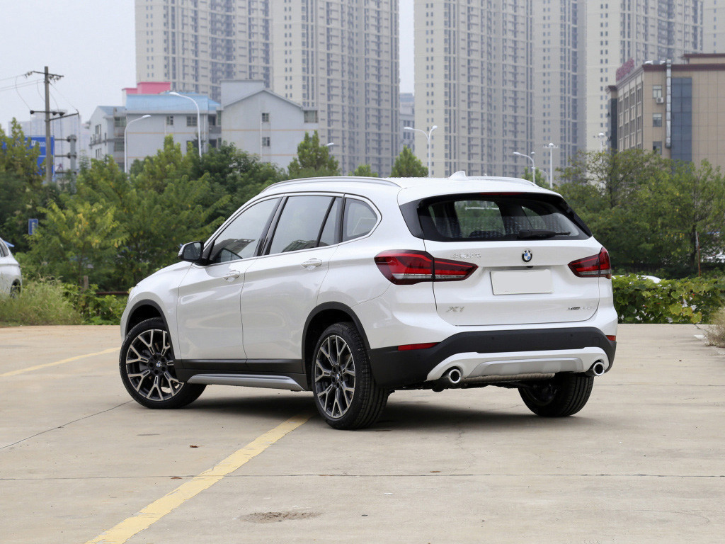 宝马X1 2021款 xDrive25Li 尊享型