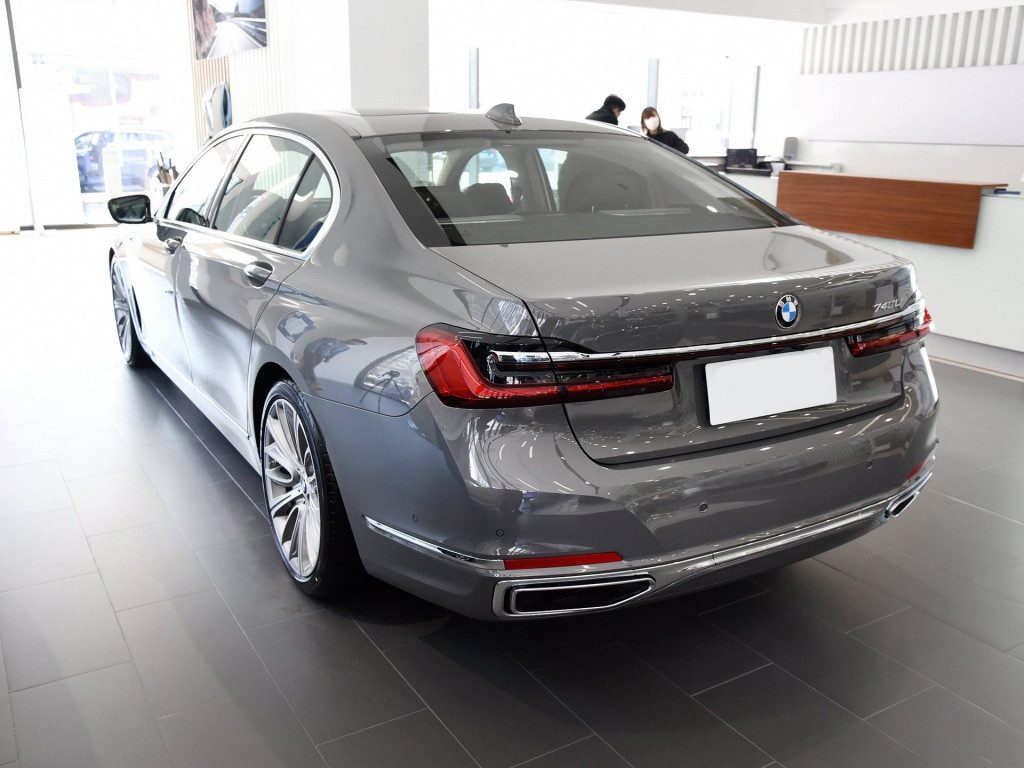 宝马7系 2019款 740Li xDrive 行政型 M运动套装