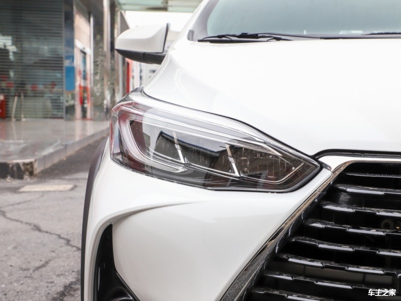 YARiS L 致炫 2021款 致炫X 1.5L CVT尊贵版