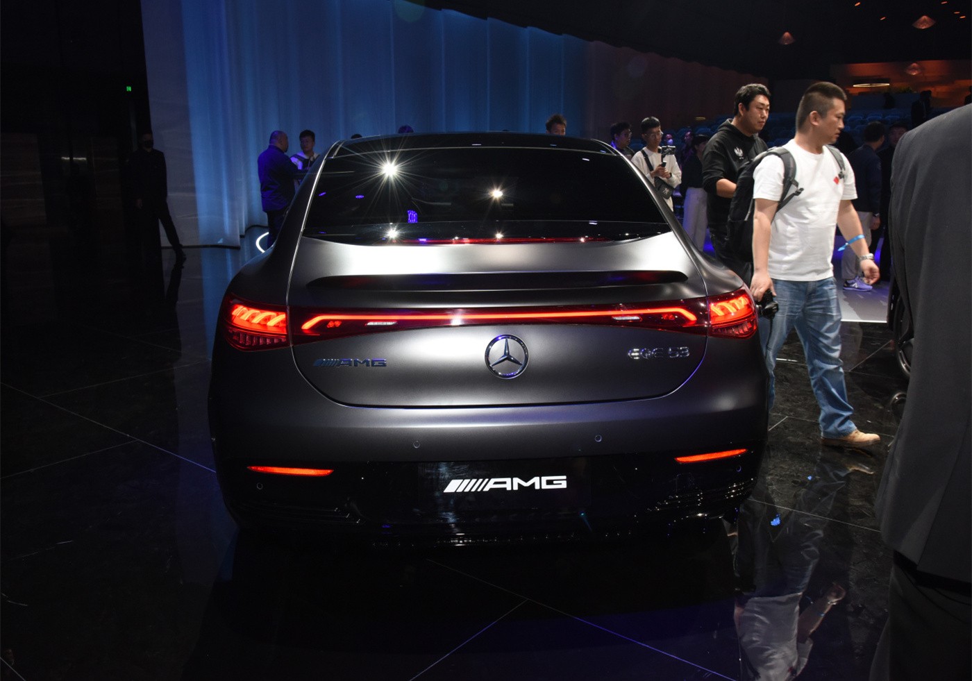 奔驰EQE AMG2022款