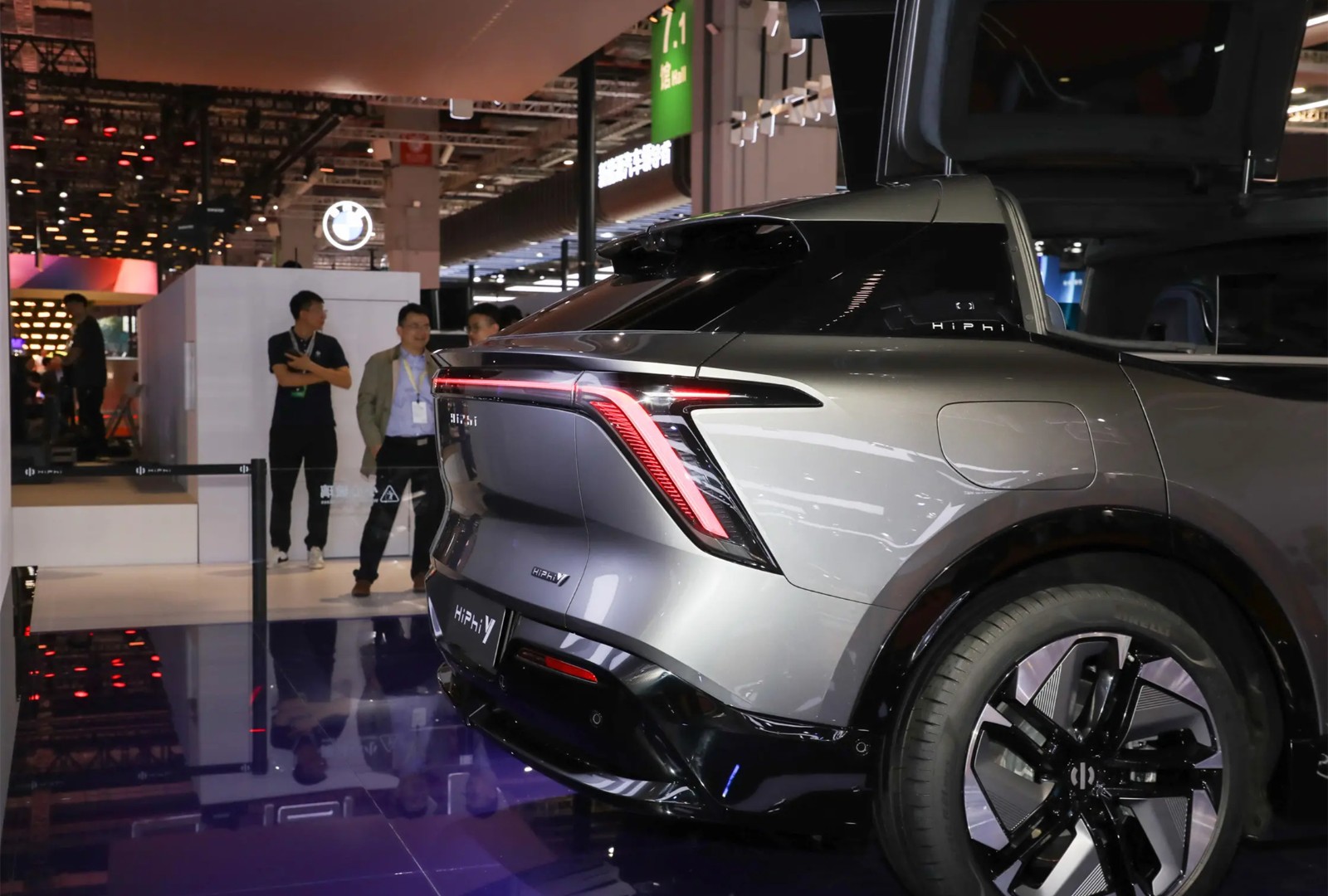 高合HiPhi Y2023款