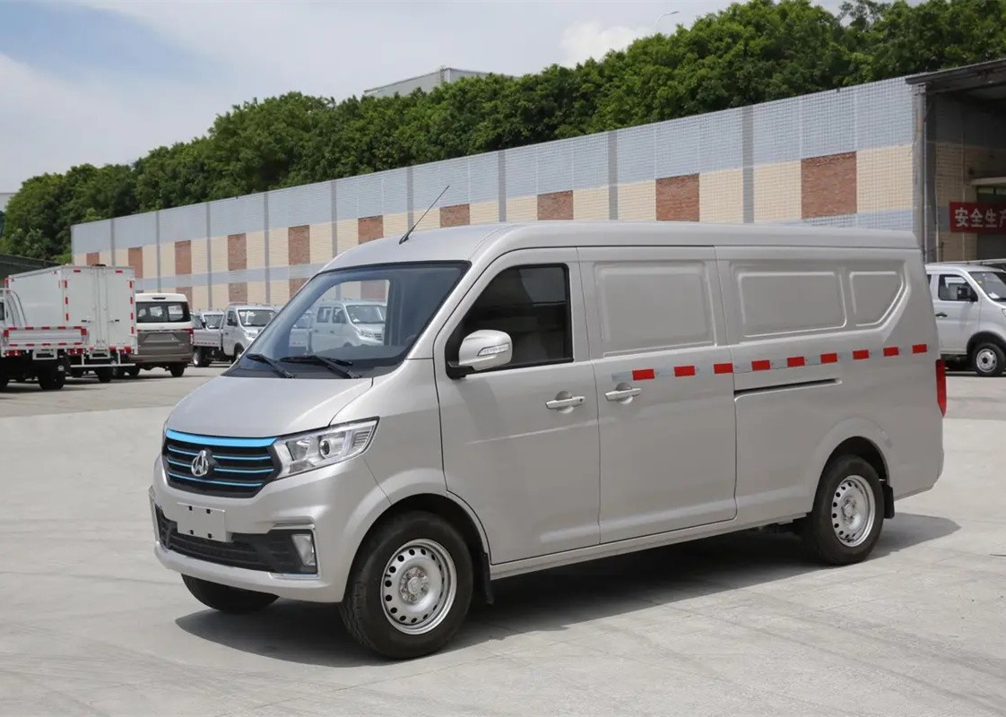 跨越星V7 EV2022款