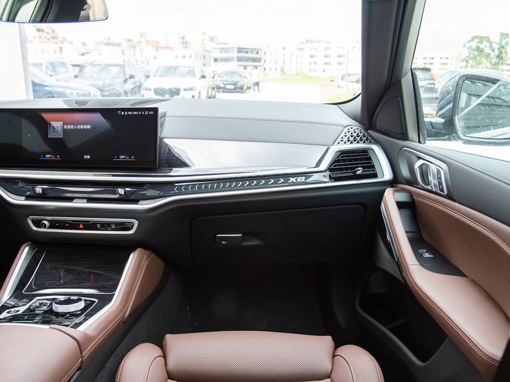 宝马X6 2023款 xDrive30i M运动套装