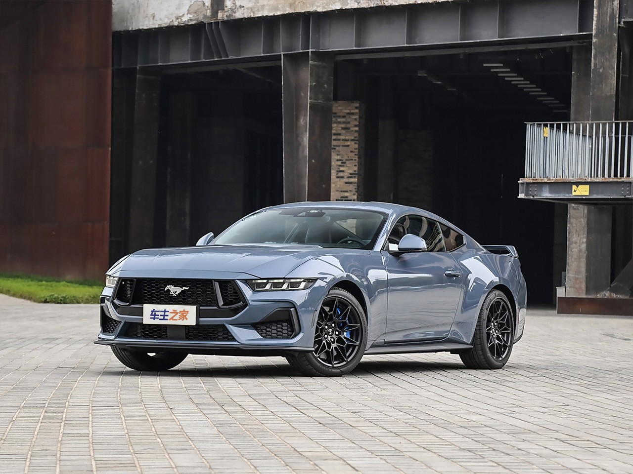 Mustang 2024款 2.3L EcoBoost 硬顶性能版