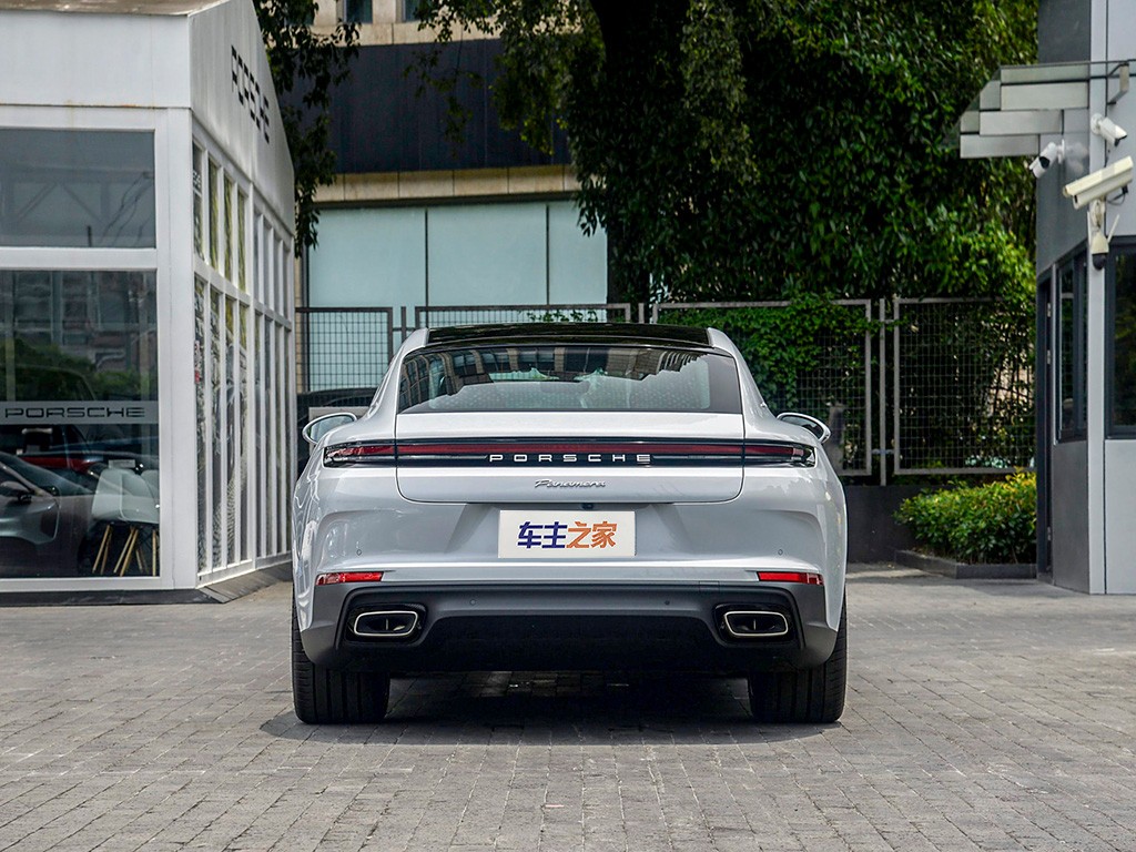 Panamera 2024款  行政加长版 2.9T