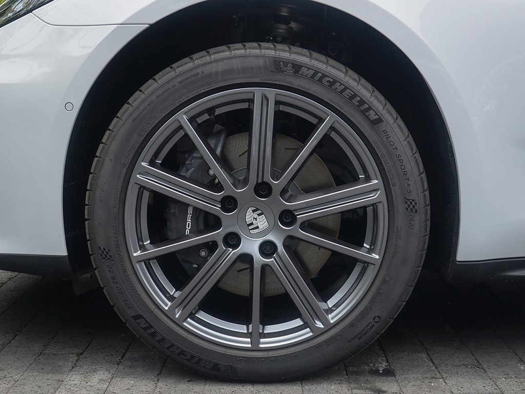 Panamera 2024款  行政加长版 2.9T