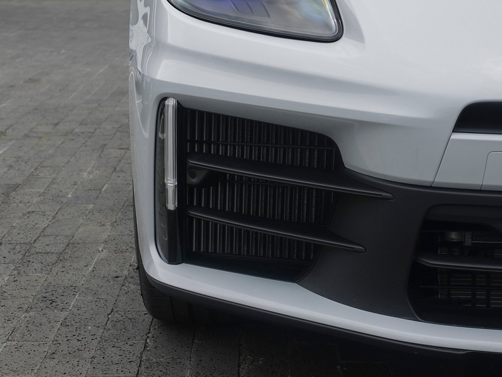 Panamera 2024款  行政加长版 2.9T