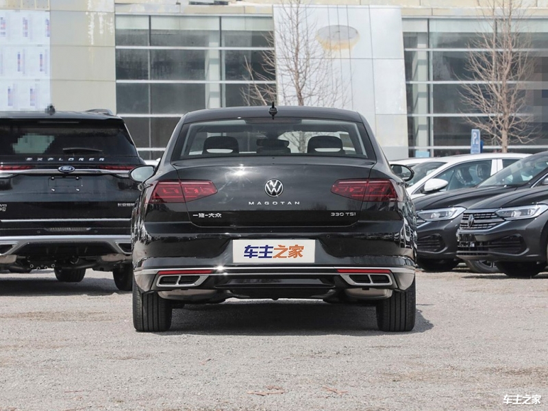 迈腾 2025款 改款 众享款 330TSI DSG豪华型