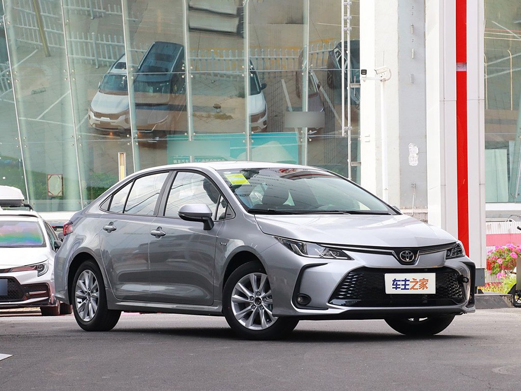 卡罗拉 2024款 1.8L 智能电混双擎 旗舰版