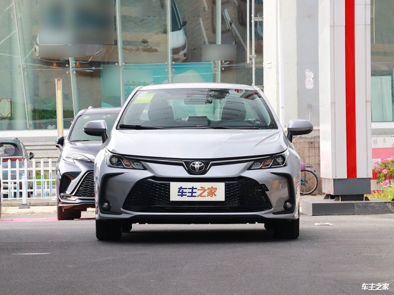 卡罗拉 2024款 1.8L 智能电混双擎 旗舰版