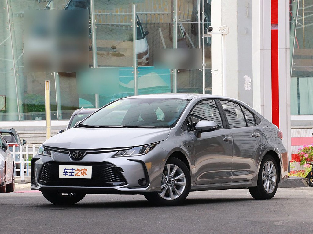 卡罗拉 2024款 1.8L 智能电混双擎 旗舰版