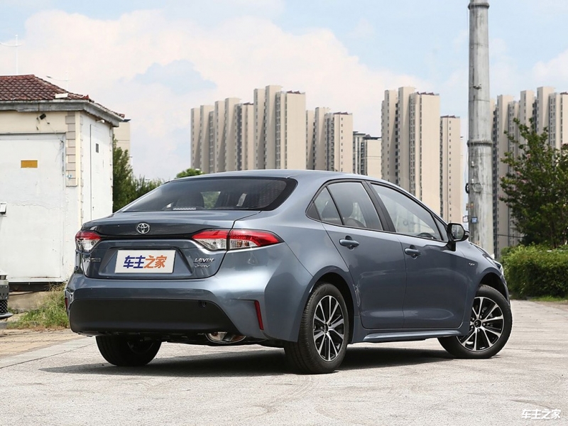 雷凌 2024款 智能电混双擎 1.8L 领先版