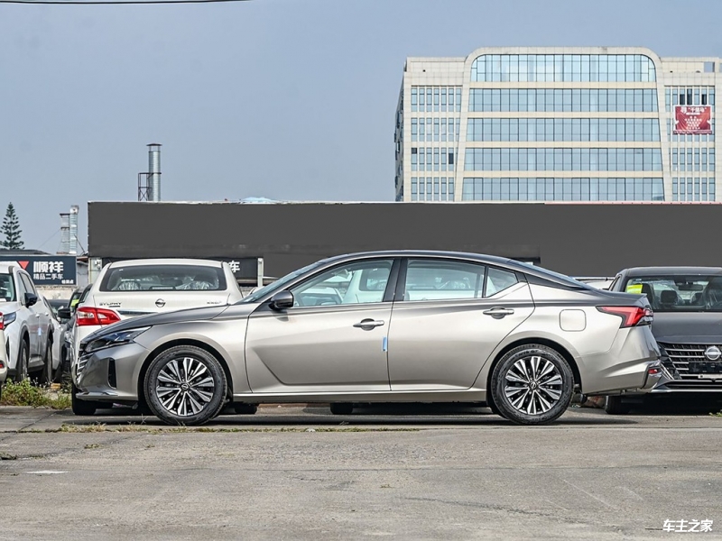 天籁 2024款 2.0L XE 真心版