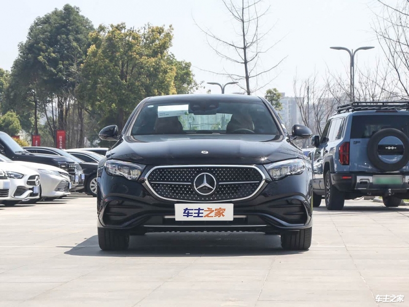 奔驰E级 2025款 改款 E 300 L 时尚运动型